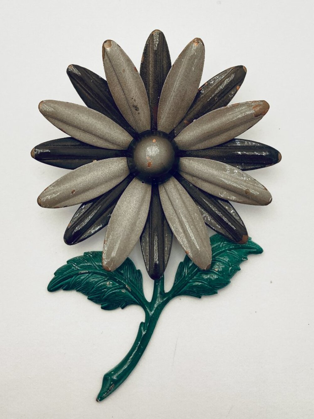 Vintage Enamel Metal Flower Brooch Mid Century Silver Gray & Green Daisy Pin